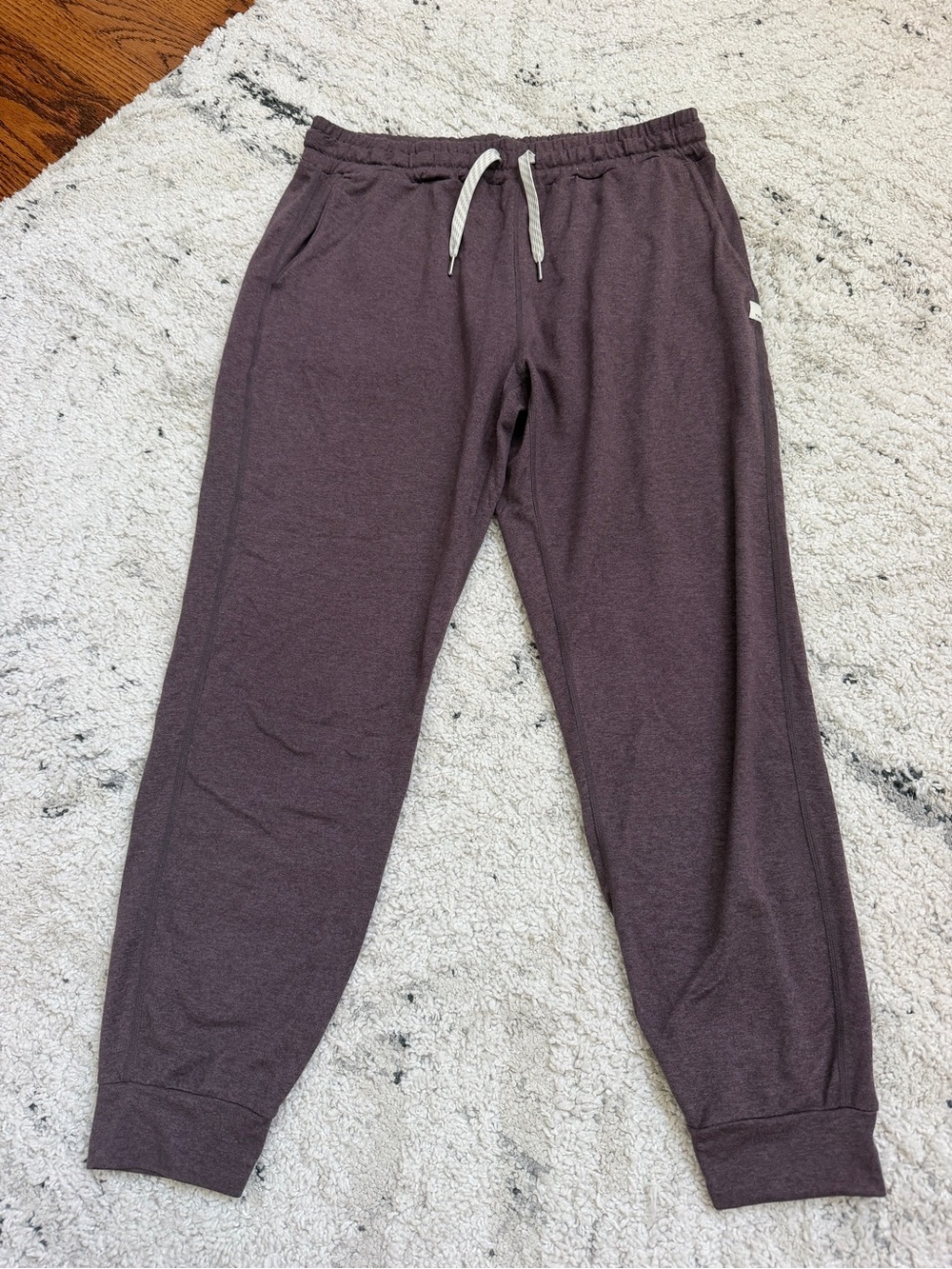 Vuori Women's Performance Joggers - Plum